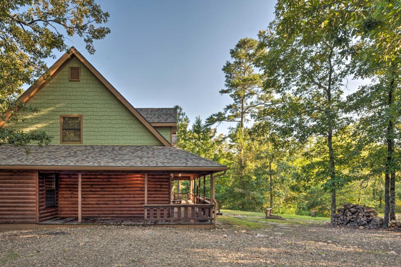 Broken Bow Retreat On 2 Acres With Hot Tub And Deck! Exterior foto