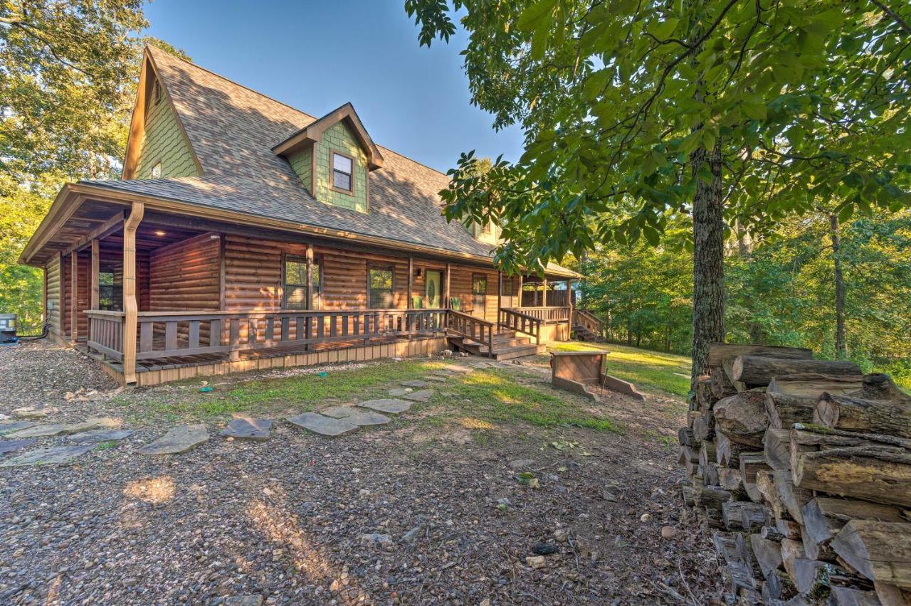 Broken Bow Retreat On 2 Acres With Hot Tub And Deck! Exterior foto