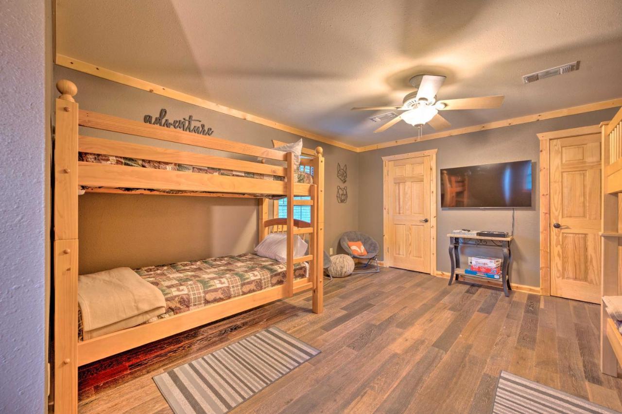 Broken Bow Retreat On 2 Acres With Hot Tub And Deck! Exterior foto